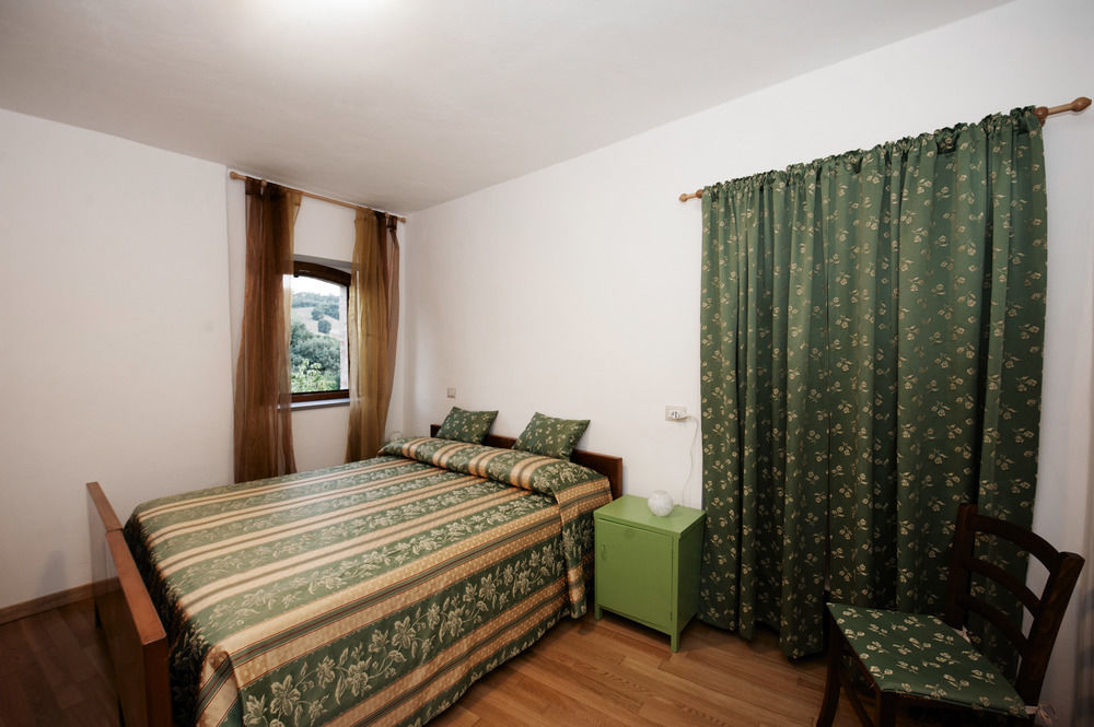 Agriturismo I Gelsi Di Santa Cristina Gubbio Exteriör bild